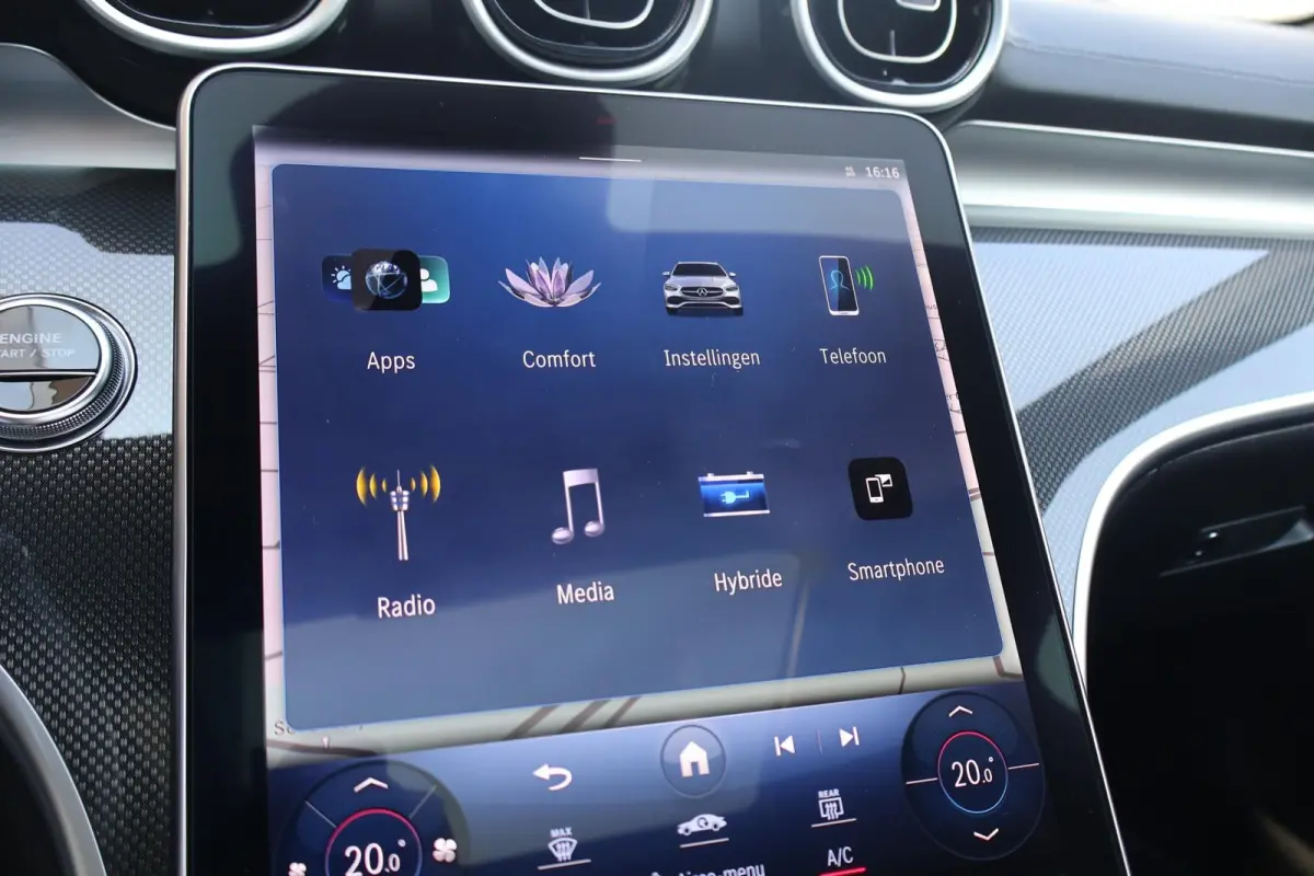 300e 313pk AMG Line | SoH 97% | Panoramadak | Trekhaak | Apple Carplay | Camera | Stoelverwarming