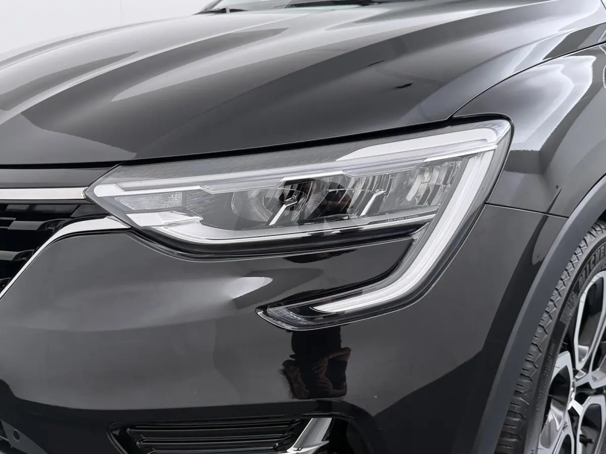 E-TECH Hybrid 145 Intens | Adapt. Cruise | Navigatie | Parkeercamera |
