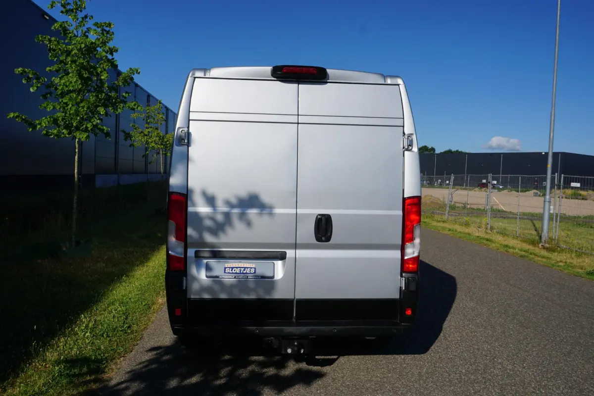 35 2.0 BlueHDi L3H2 EURO6 |BPM vrij |Camera |Cruise |Navi |Trekhaak |Metallic |163 pk |3500 KG |Mooie Camperbasis |Parkeersensoren |Bluetooth media en telefonie
