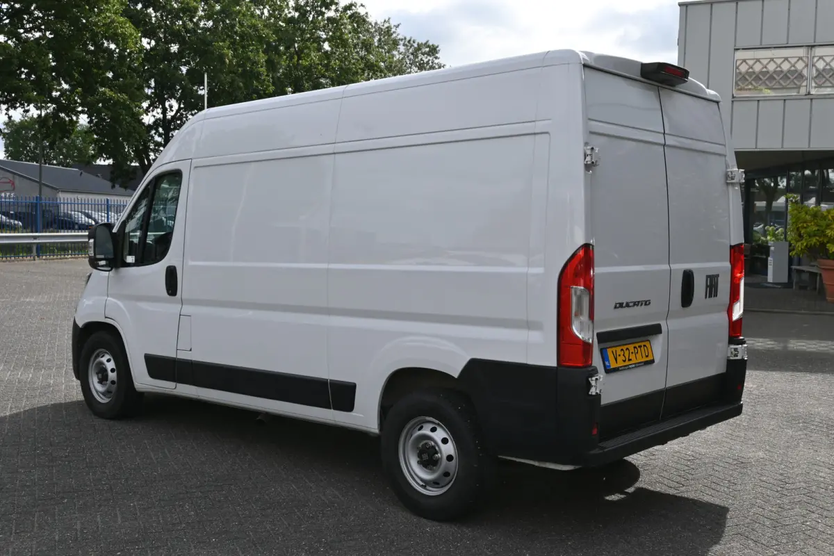 L2H2 2.2 MultiJet 140 pk 3.5t Camera, Cruise control, 270 Graden deuren