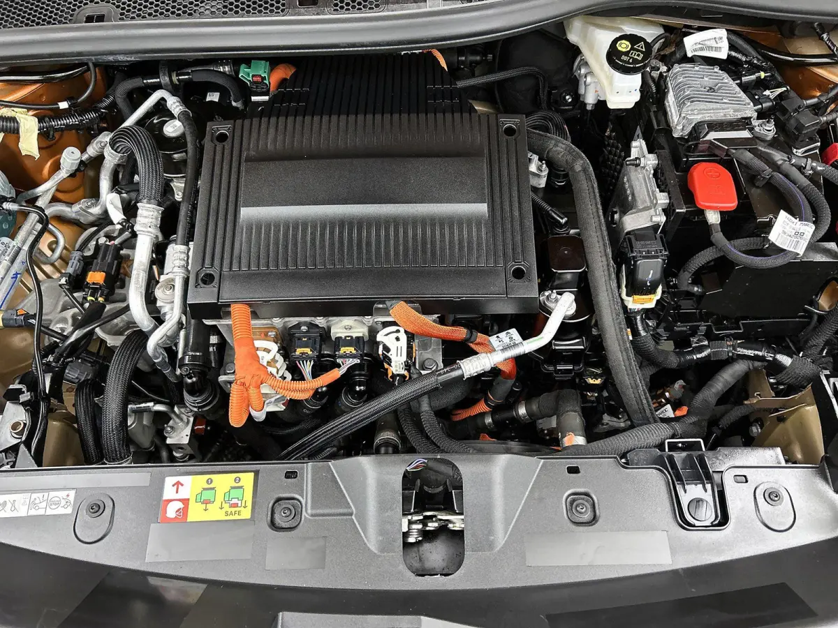 EV Allure Pack 50 kWh | Navigatie | Accu 93% | Climate Control | Achteruitrij Camera | Apple Carplay/Android Auto |