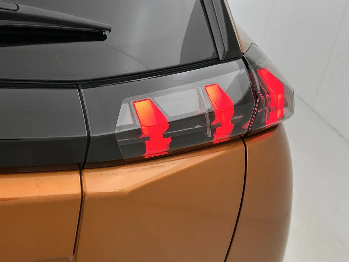 EV Allure Pack 50 kWh | Navigatie | Accu 93% | Climate Control | Achteruitrij Camera | Apple Carplay/Android Auto |