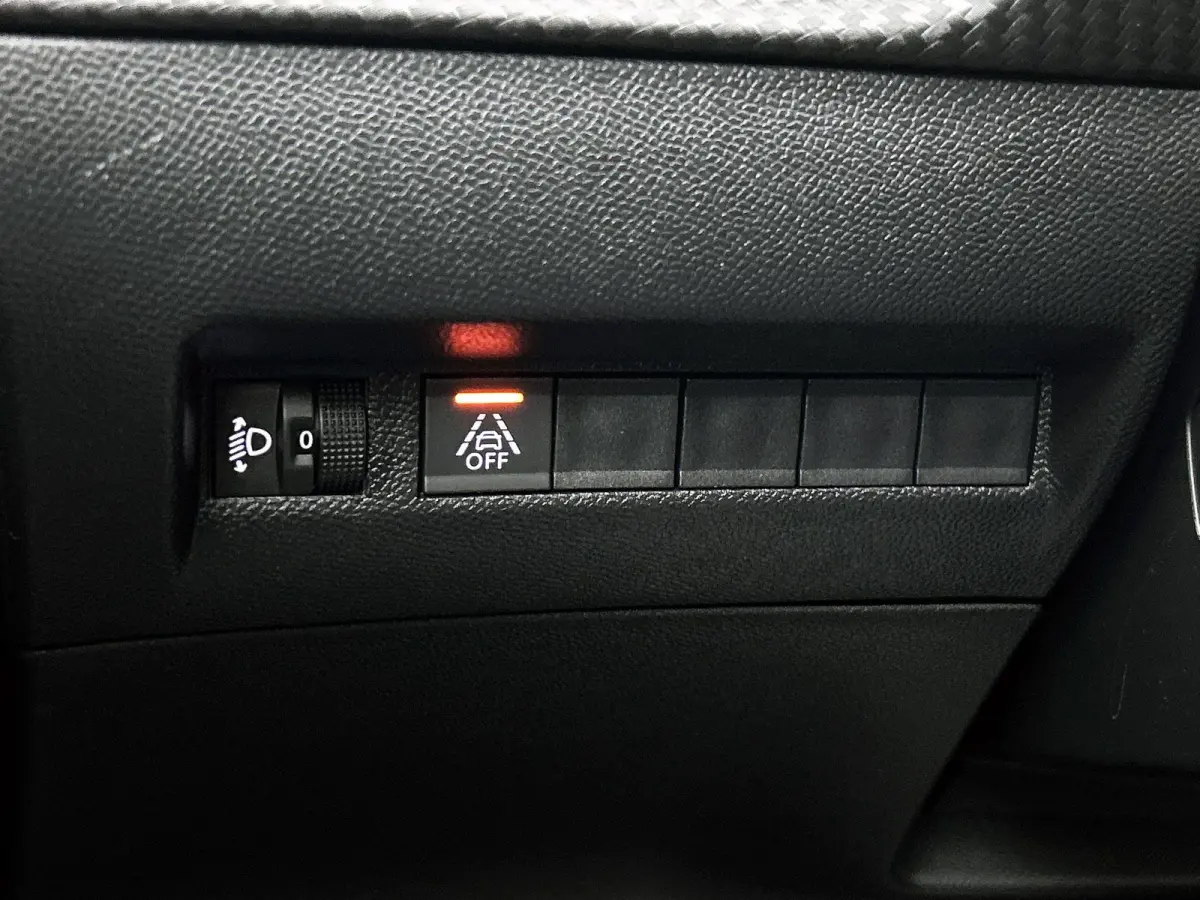 EV Allure Pack 50 kWh | Navigatie | Accu 93% | Climate Control | Achteruitrij Camera | Apple Carplay/Android Auto |