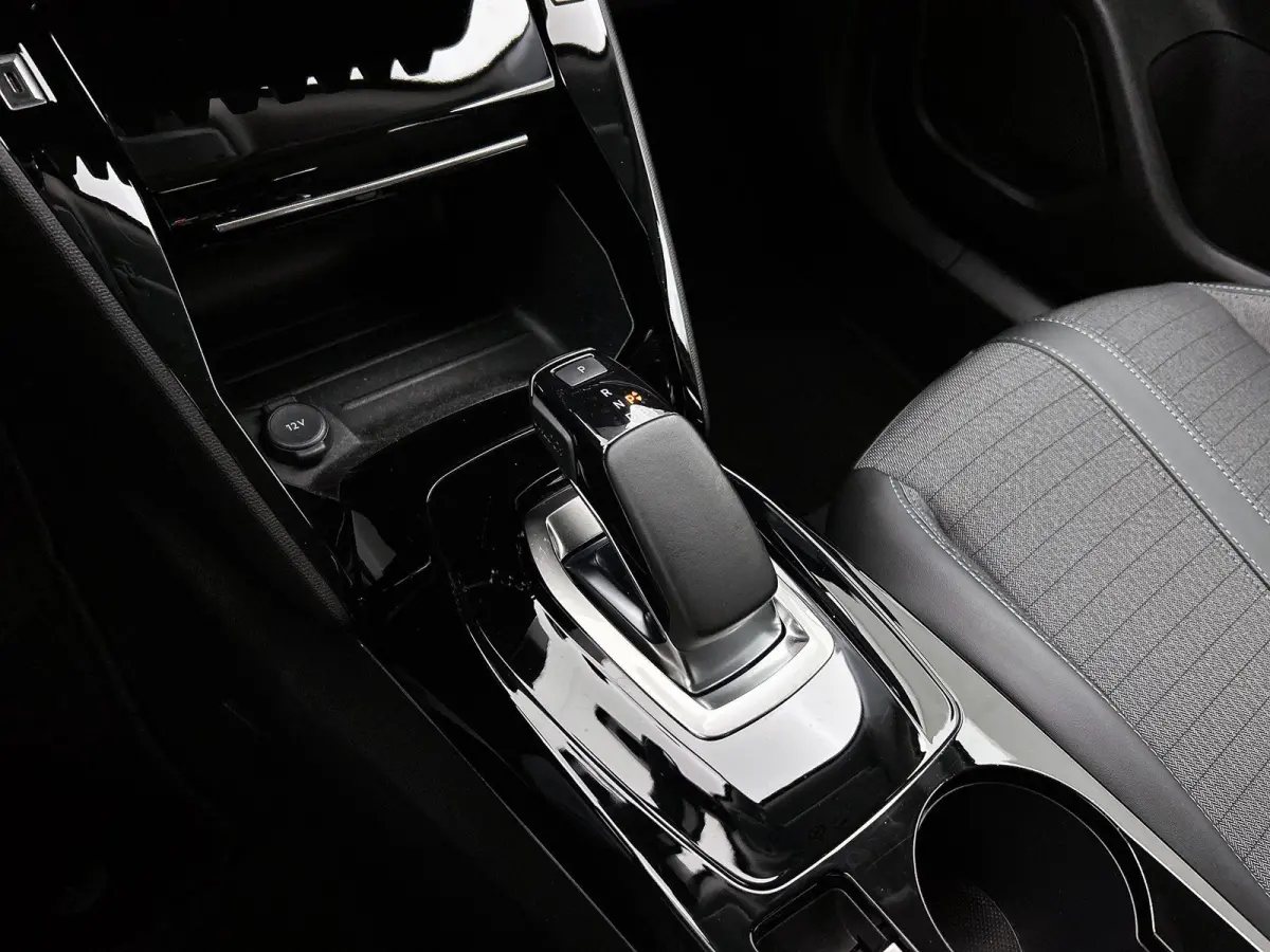 EV Allure Pack 50 kWh | Navigatie | Accu 93% | Climate Control | Achteruitrij Camera | Apple Carplay/Android Auto |