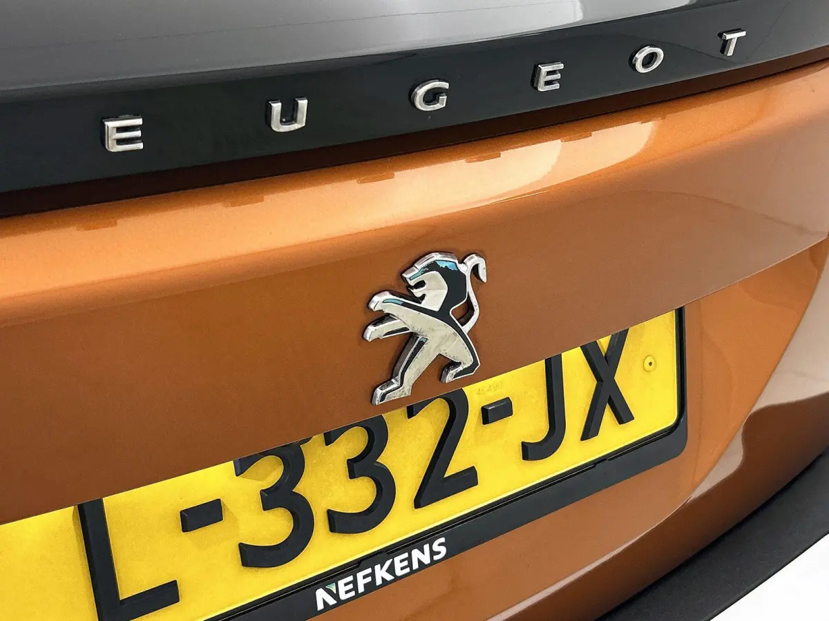 EV Allure Pack 50 kWh | Navigatie | Accu 93% | Climate Control | Achteruitrij Camera | Apple Carplay/Android Auto |