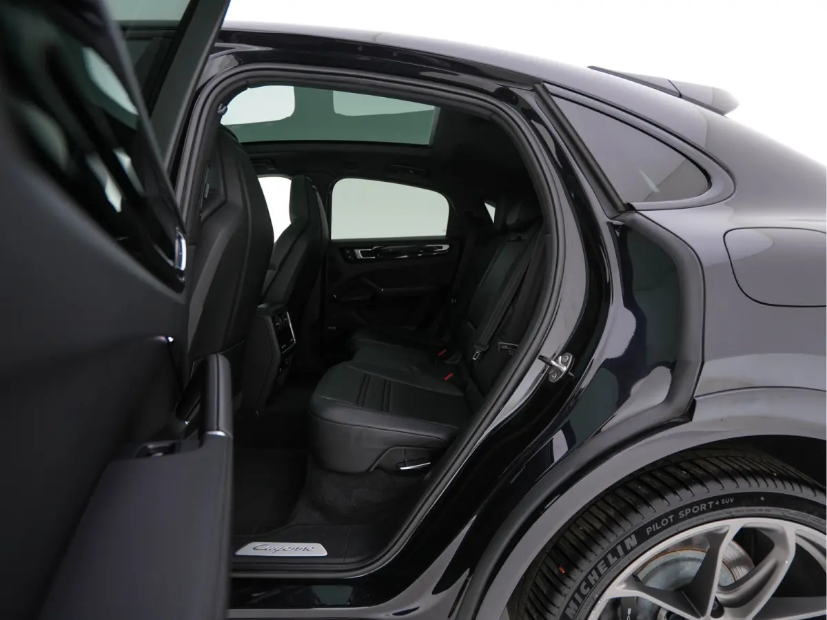 3.0 E-Hybrid (Plug-in) (INCL.BTW) *PANO | HEAD-UP | LEATHER | ADAPTIVE-CRUISE | FULL-LED | TOP-VIEW | BOSE-SOUND | MEMORY-PACK | SPORT-CHRONO | HEATED-COMFORTSEATS | KEYLESS | NAVI-FULLMAP |