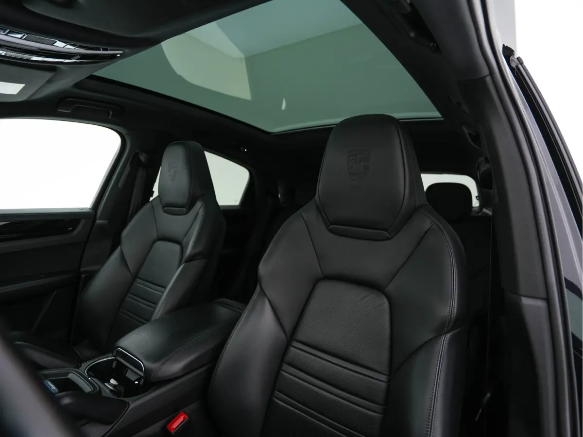 3.0 E-Hybrid (Plug-in) (INCL.BTW) *PANO | HEAD-UP | LEATHER | ADAPTIVE-CRUISE | FULL-LED | TOP-VIEW | BOSE-SOUND | MEMORY-PACK | SPORT-CHRONO | HEATED-COMFORTSEATS | KEYLESS | NAVI-FULLMAP |