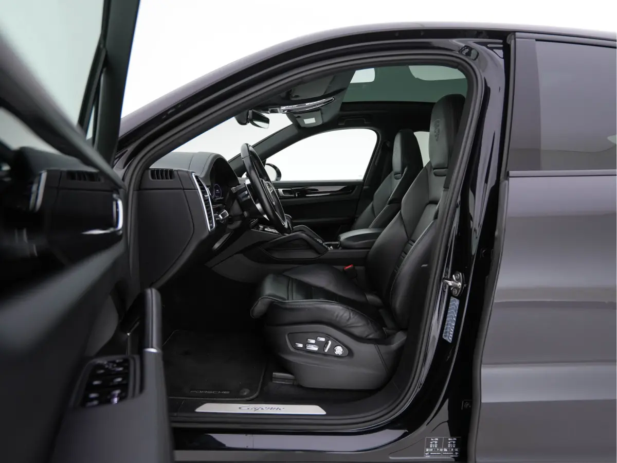 3.0 E-Hybrid (Plug-in) (INCL.BTW) *PANO | HEAD-UP | LEATHER | ADAPTIVE-CRUISE | FULL-LED | TOP-VIEW | BOSE-SOUND | MEMORY-PACK | SPORT-CHRONO | HEATED-COMFORTSEATS | KEYLESS | NAVI-FULLMAP |