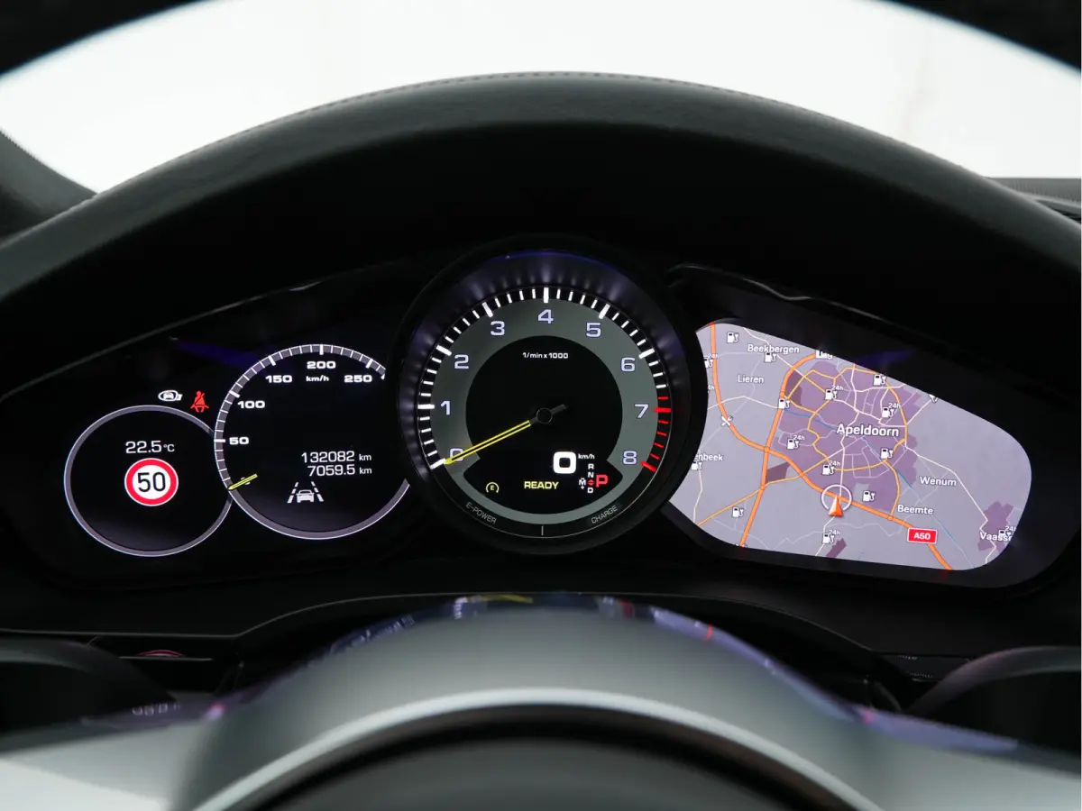 3.0 E-Hybrid (Plug-in) (INCL.BTW) *PANO | HEAD-UP | LEATHER | ADAPTIVE-CRUISE | FULL-LED | TOP-VIEW | BOSE-SOUND | MEMORY-PACK | SPORT-CHRONO | HEATED-COMFORTSEATS | KEYLESS | NAVI-FULLMAP |