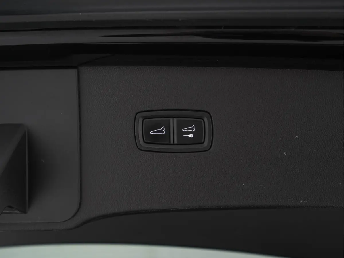 3.0 E-Hybrid (Plug-in) (INCL.BTW) *PANO | HEAD-UP | LEATHER | ADAPTIVE-CRUISE | FULL-LED | TOP-VIEW | BOSE-SOUND | MEMORY-PACK | SPORT-CHRONO | HEATED-COMFORTSEATS | KEYLESS | NAVI-FULLMAP |
