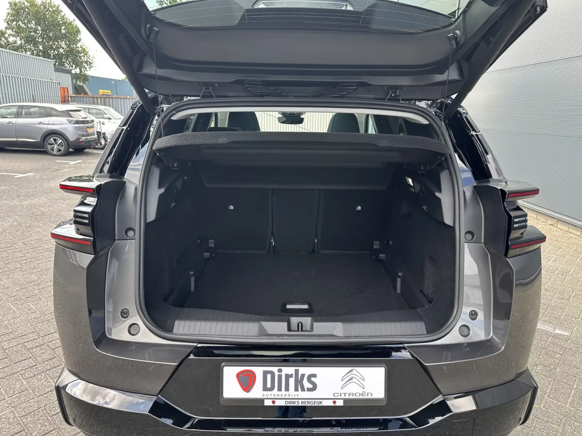 225PK PLUG-IN HYBRID MAX (Elektrisch schuifdak - All seasons banden - Elektrische Klep - Leder incl verwarmde stoelen - Adaptieve Cruise Controle - Keyless Entry - Camera - Parkeersensoren V