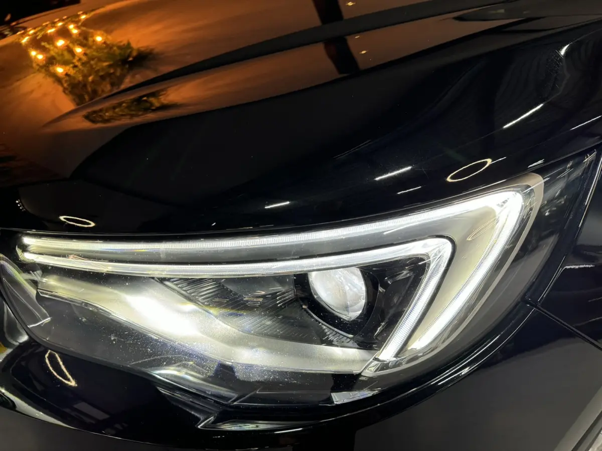 1.6 Turbo Innovation 181PK|Carplay|Camera|Cruise|Navi|LED|Lane Assist|Dealer onderhouden