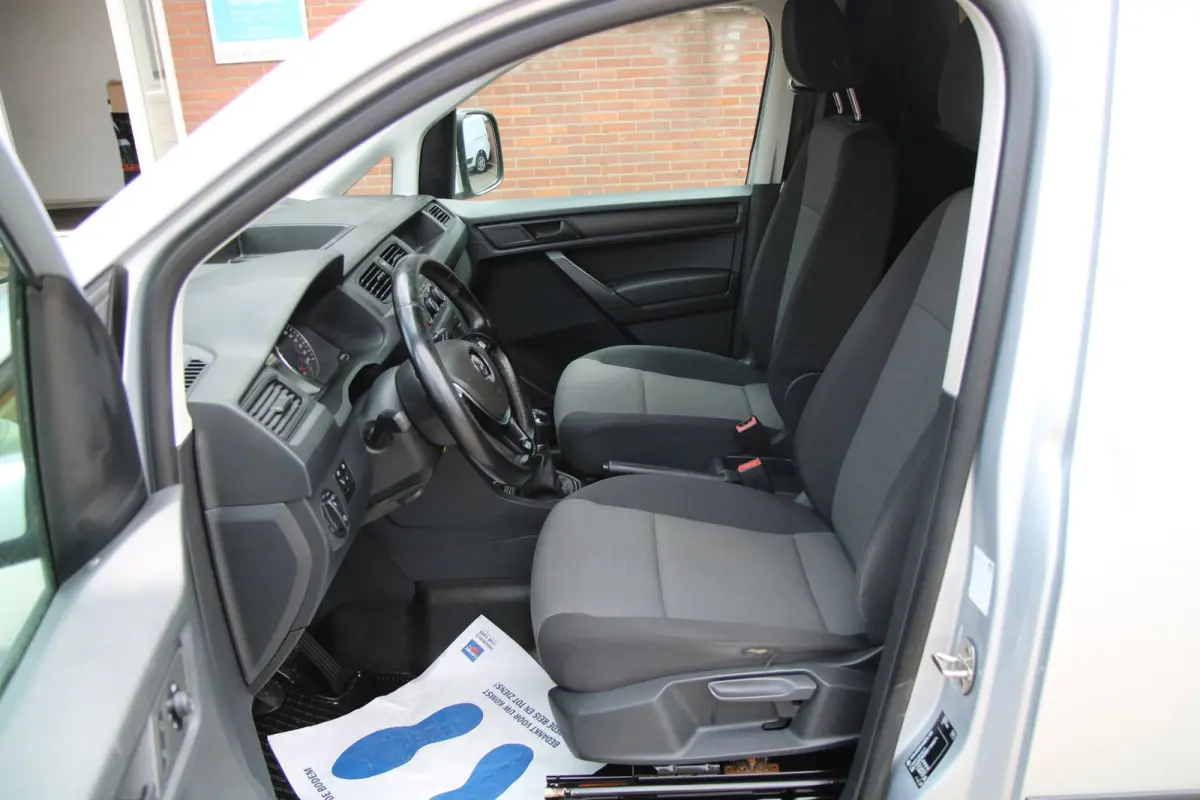 2.0 TDI L1H1 Highline *EURO6*/ trekhaak / Multi stuur / verwarmde voorruit
