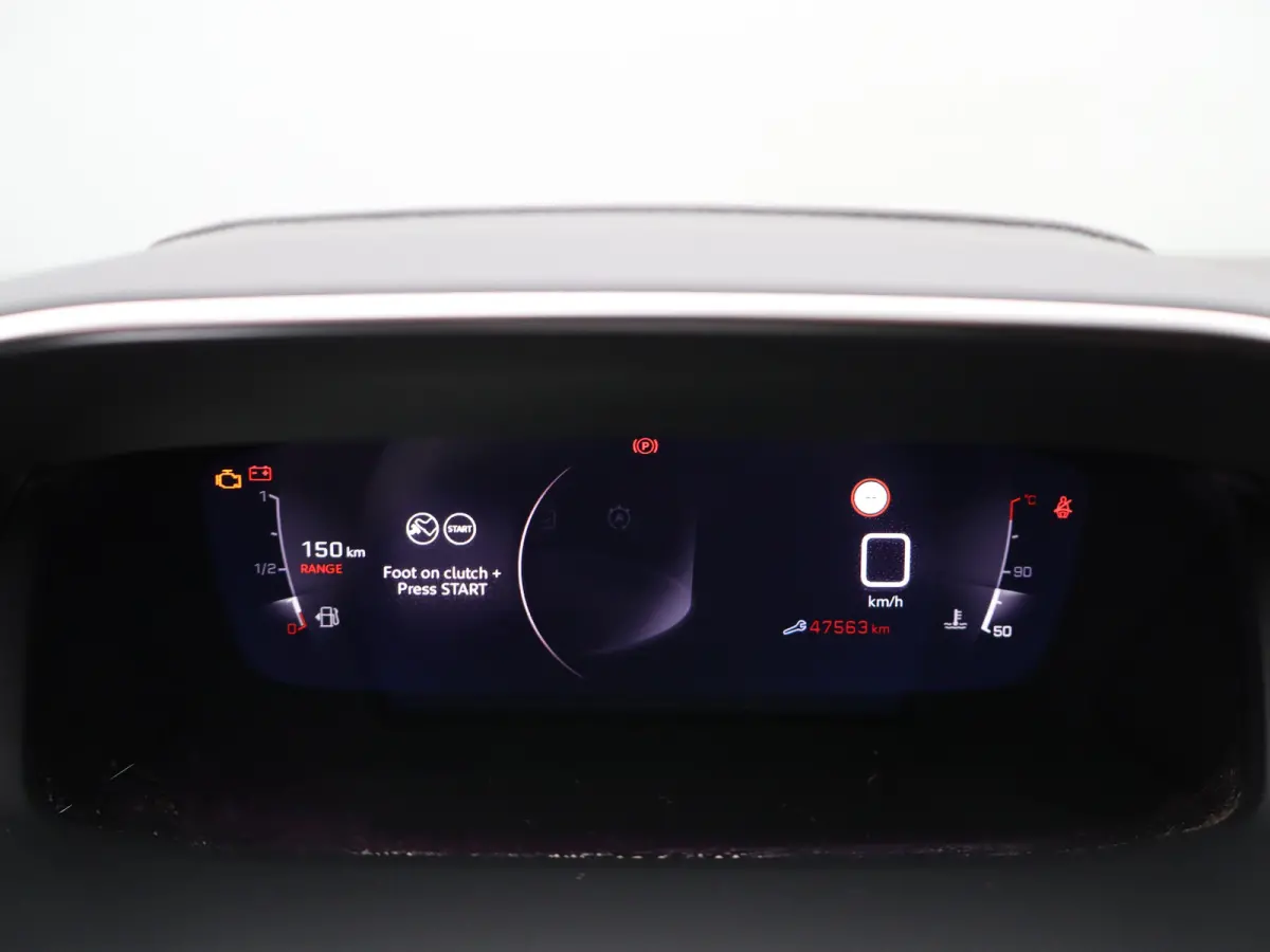 1.2 PureTech Allure Pack | Navi | Cruise | Clima | Camera | Parkeersensoren | Apple carplay/ Android auto |