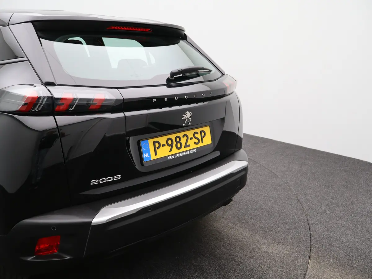 1.2 PureTech 100 Active | Navi | Cruise | Clima | Parkeersensoren | Apple Carplay/ Android auto |