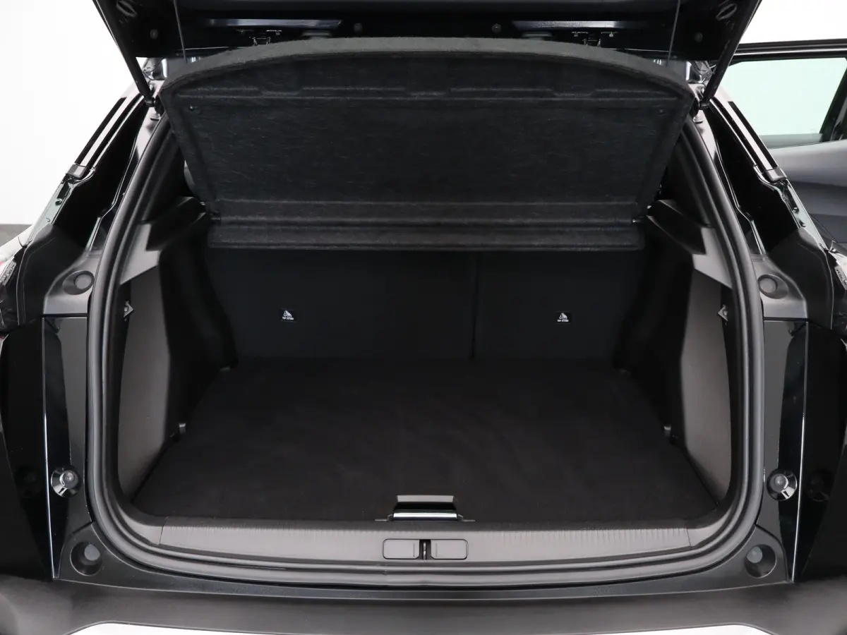 1.2 PureTech 100 Active | Navi | Cruise | Clima | Parkeersensoren | Apple Carplay/ Android auto |