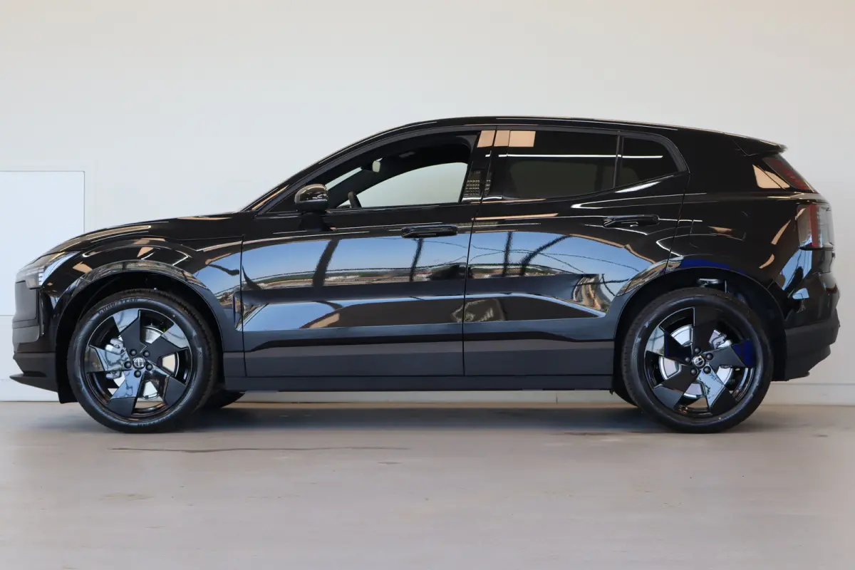 P5 Long Range 272PK Plus Black Edition Europa 69 kWh | Advanced Sensing Technology | Cruise control adaptief met Stop&Go en stuurhulp | Elektrisch bedienbare achterklep