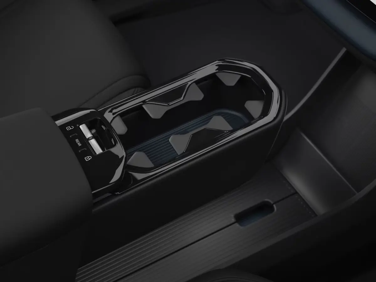 P5 Long Range 272PK Plus Black Edition Europa 69 kWh | Advanced Sensing Technology | Cruise control adaptief met Stop&Go en stuurhulp | Elektrisch bedienbare achterklep