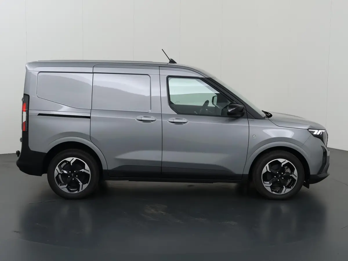 Limited 44 kWh | Trekhaak | 300 KM RANGE | ADAPTIVE CRUISE | LM VELGEN | 2-ZITS | TREKHAAK | NAVIGATIE | PARKEERCAMERA |