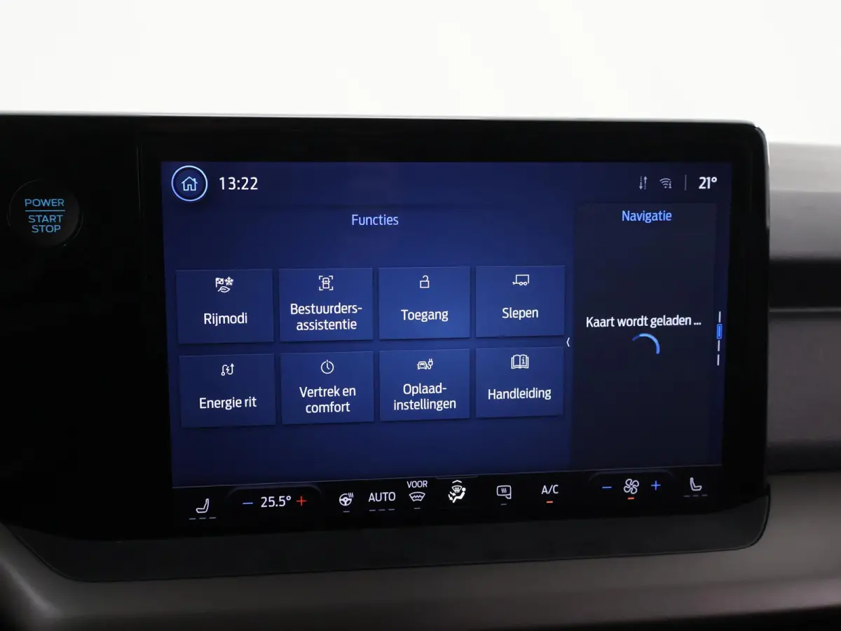 Limited 44 kWh | Trekhaak | 300 KM RANGE | ADAPTIVE CRUISE | LM VELGEN | 2-ZITS | TREKHAAK | NAVIGATIE | PARKEERCAMERA |
