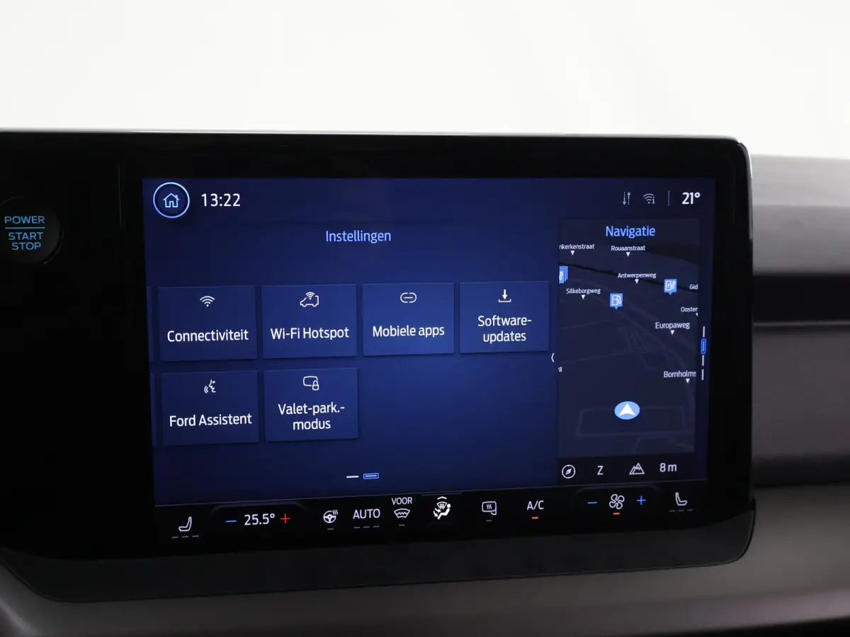 Limited 44 kWh | Trekhaak | 300 KM RANGE | ADAPTIVE CRUISE | LM VELGEN | 2-ZITS | TREKHAAK | NAVIGATIE | PARKEERCAMERA |