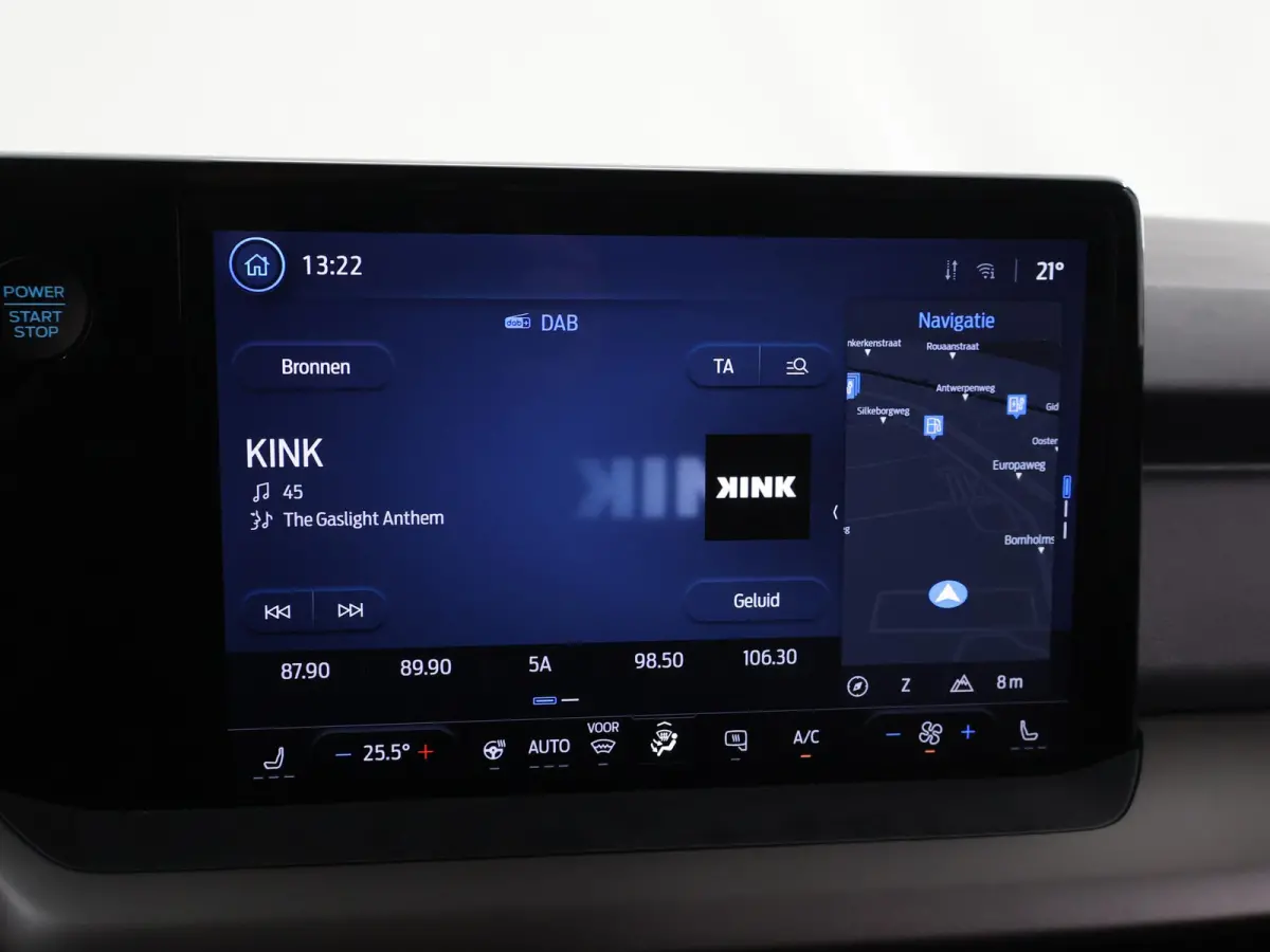 Limited 44 kWh | Trekhaak | 300 KM RANGE | ADAPTIVE CRUISE | LM VELGEN | 2-ZITS | TREKHAAK | NAVIGATIE | PARKEERCAMERA |