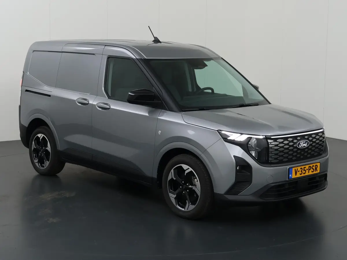 Limited 44 kWh | Trekhaak | 300 KM RANGE | ADAPTIVE CRUISE | LM VELGEN | 2-ZITS | TREKHAAK | NAVIGATIE | PARKEERCAMERA |