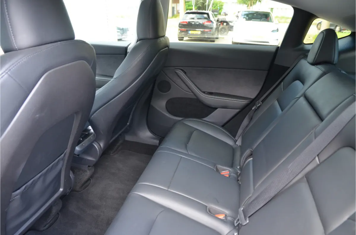 Performance AWD 75 kWh Trekhaak (1.600kg), Enhanced AutoPilot3.0