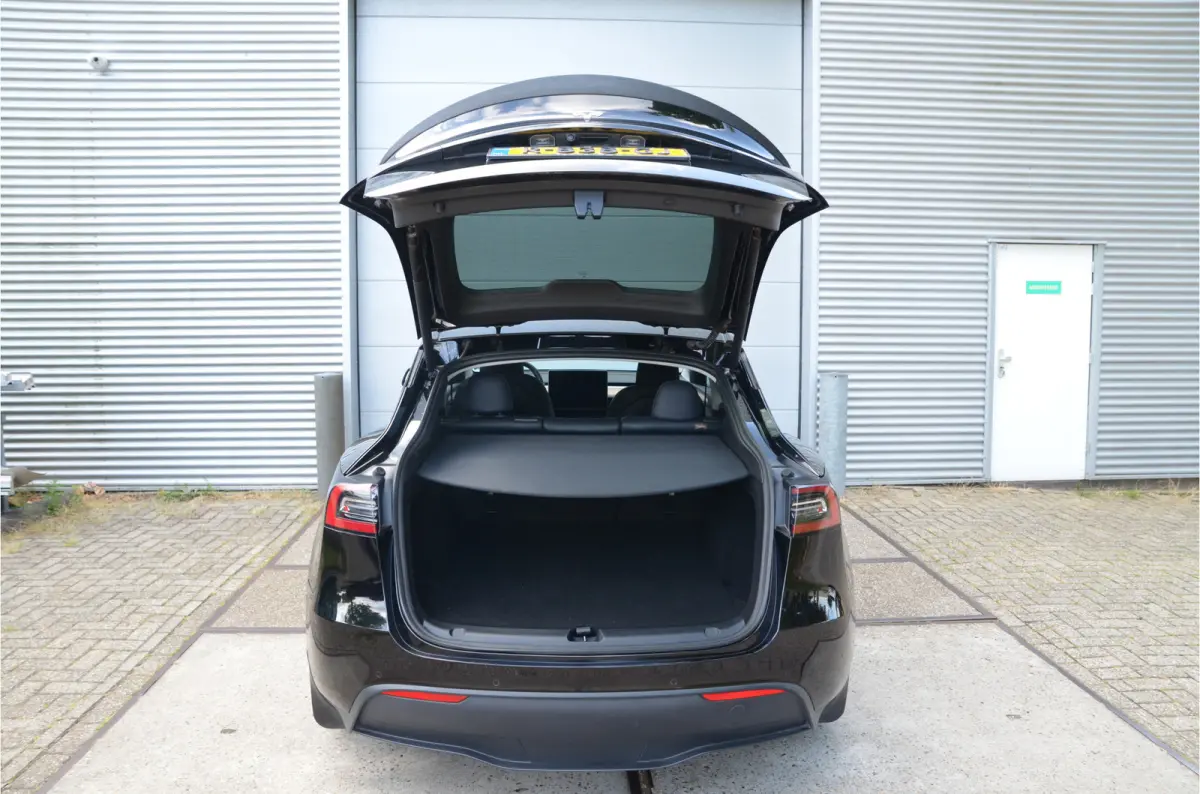 Performance AWD 75 kWh Trekhaak (1.600kg), Enhanced AutoPilot3.0