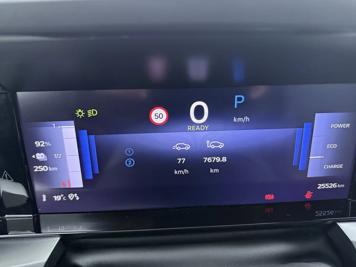 GS 44 kWh Navigatie / Camera / LED / 17"LMV