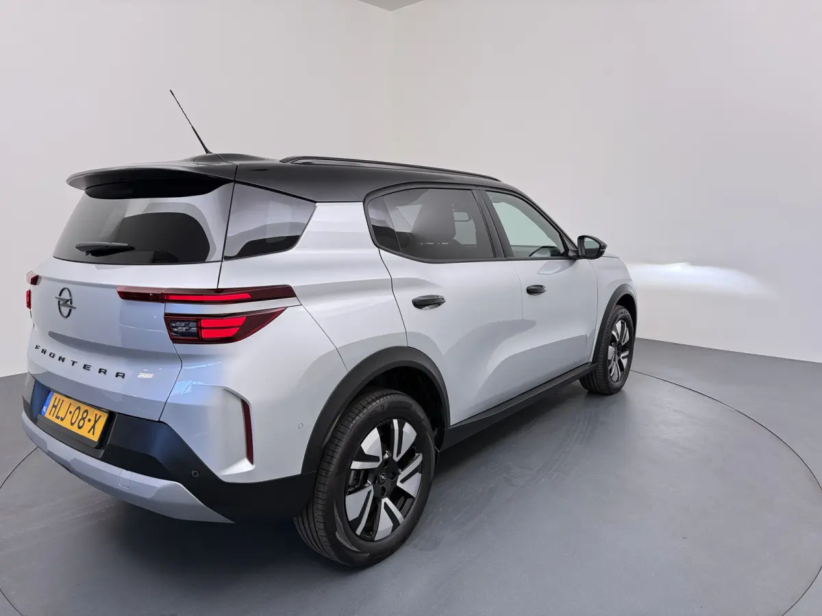 GS 44 kWh Navigatie / Camera / LED / 17"LMV