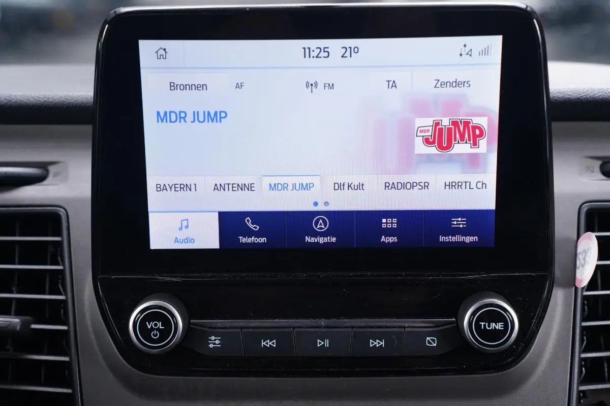 2.0 TDCI 130 pk L2 Dubbel Cabine 5-Zits Navi Camera, Apple Carplay, Cruise Control, PDC V+A