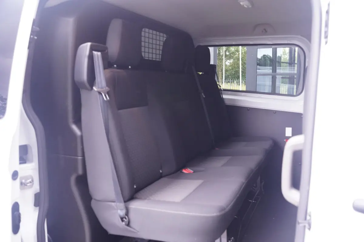 2.0 TDCI 130 pk L2 Dubbel Cabine 5-Zits Navi Camera, Apple Carplay, Cruise Control, PDC V+A
