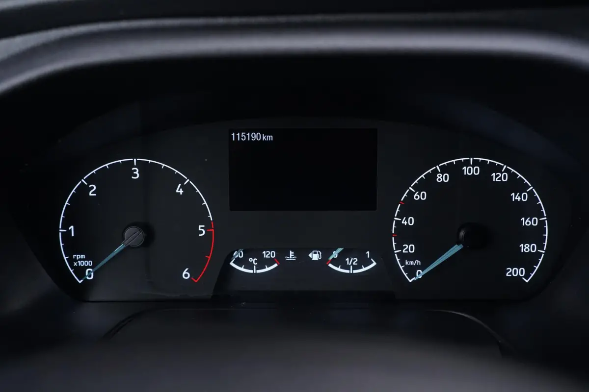 2.0 TDCI 130 pk L2 Dubbel Cabine 5-Zits Navi Camera, Apple Carplay, Cruise Control, PDC V+A