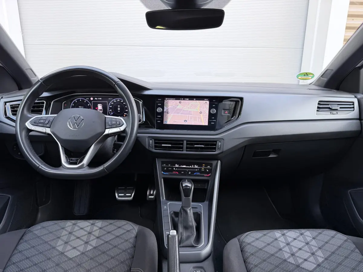 1.5 TSI 3xR-Line Pano/Camera/AppleCarPlay