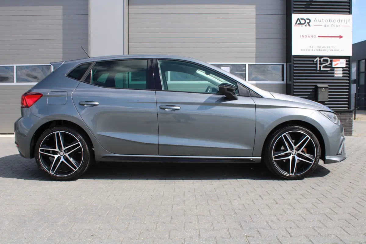 1.5 TSI 150PK|FR|18''LM|ALCANTARA|NAVI|LED|PDC V+A|VOLL