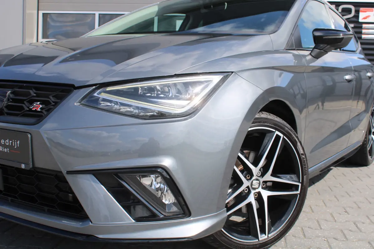 1.5 TSI 150PK|FR|18''LM|ALCANTARA|NAVI|LED|PDC V+A|VOLL