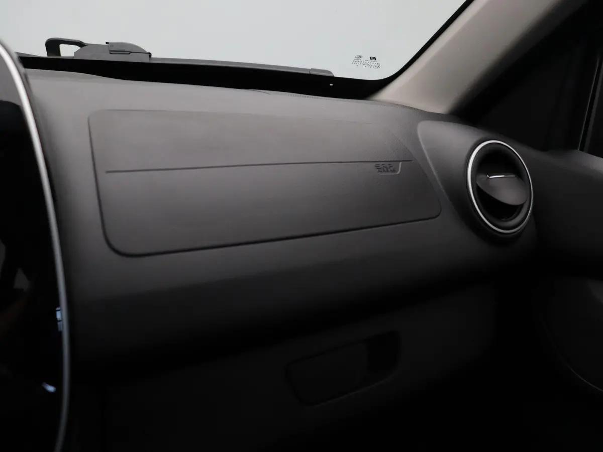 Expression 27 kWh | Cruise Control | Airco | Apple Carplay | Lichtmetalen Velgen |