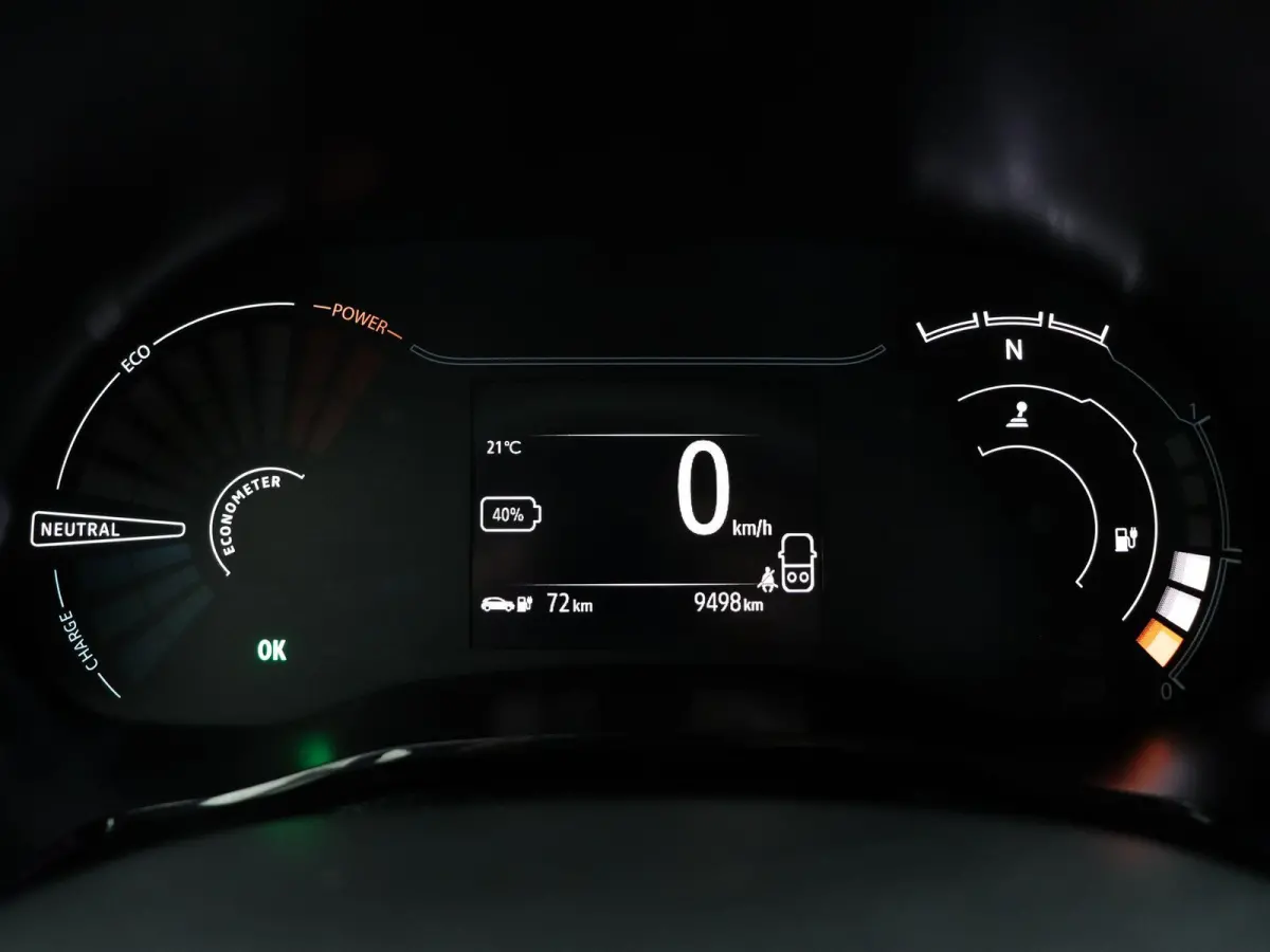 Expression 27 kWh | Cruise Control | Airco | Apple Carplay | Lichtmetalen Velgen |