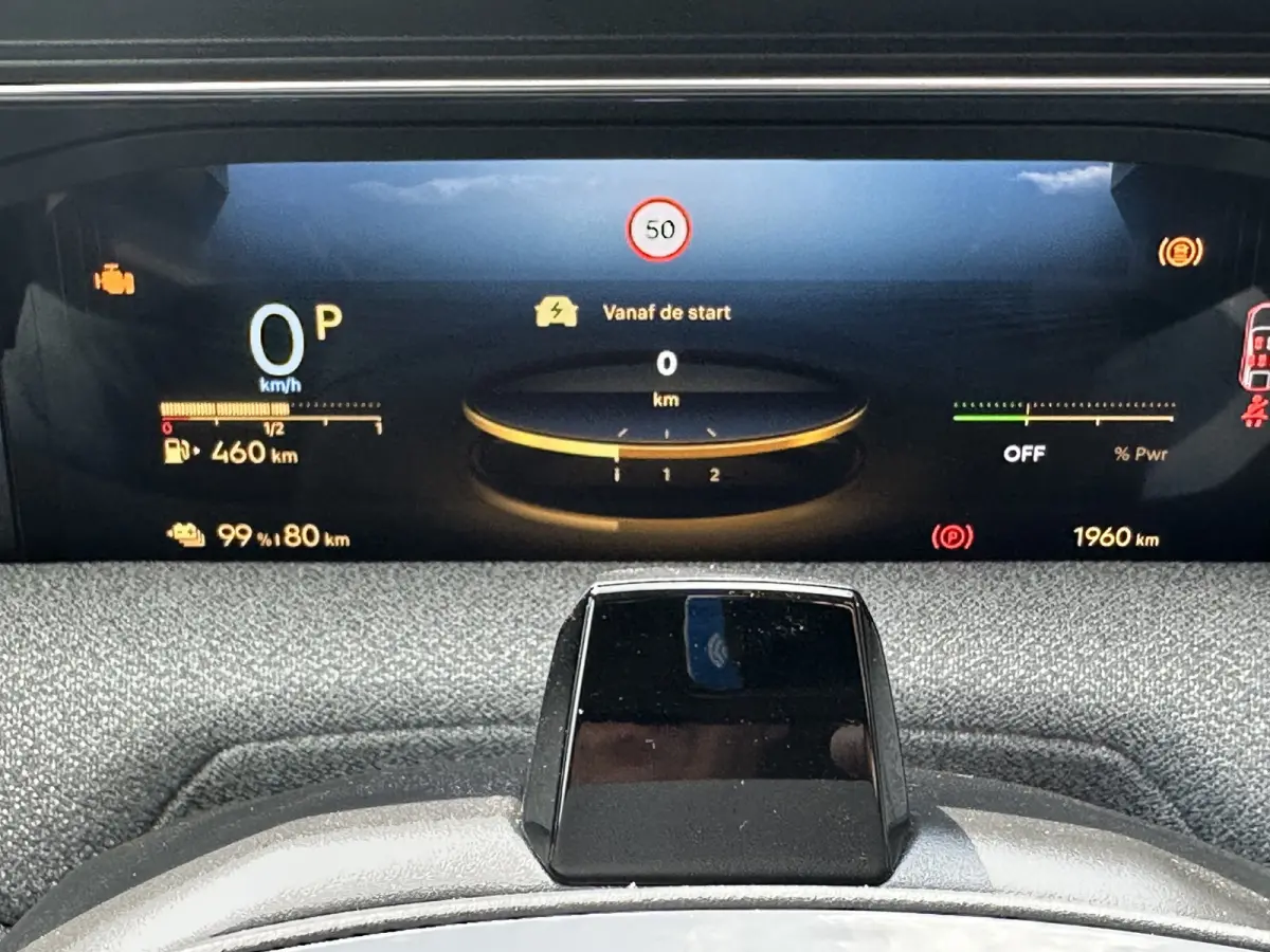 225pk Plug-In Hybrid Plus (Elektrische Klep - Leder incl verwarming/koeling/massage/geheugen - Adaptieve Cruise Controle - Keyless Entry - Camera - Parkeersensoren V+A - LED)