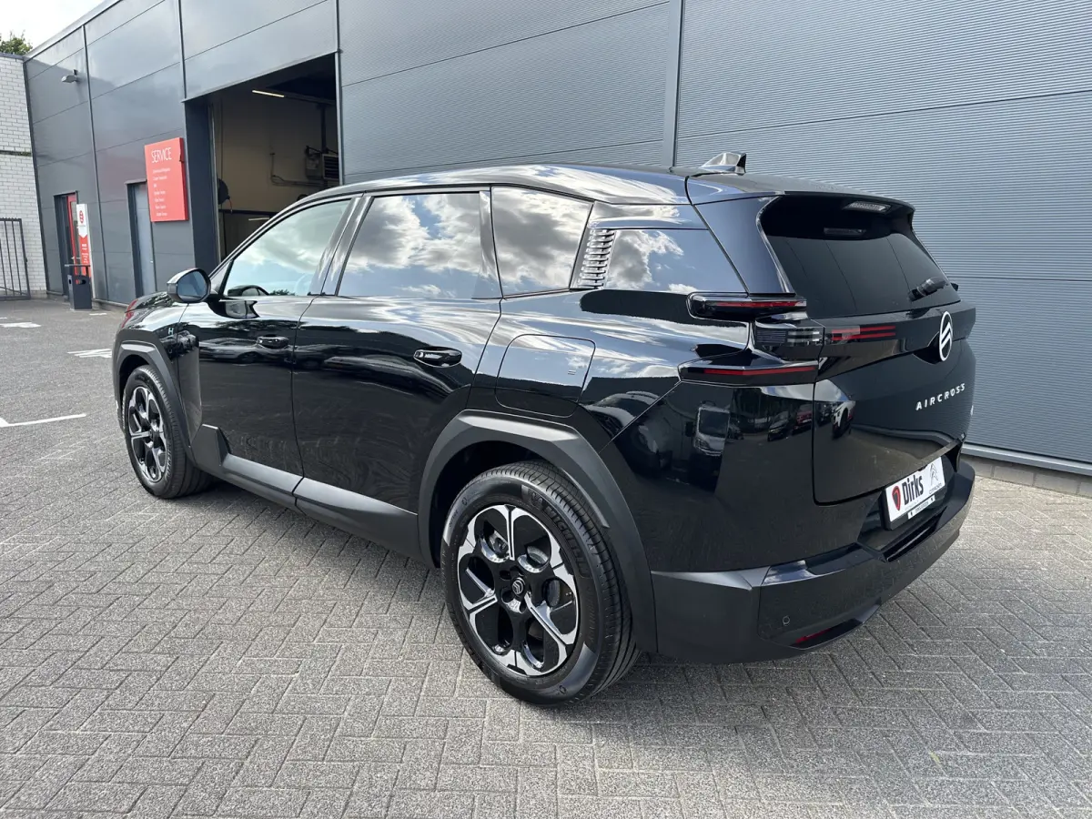 225pk Plug-In Hybrid Plus (Elektrische Klep - Leder incl verwarming/koeling/massage/geheugen - Adaptieve Cruise Controle - Keyless Entry - Camera - Parkeersensoren V+A - LED)