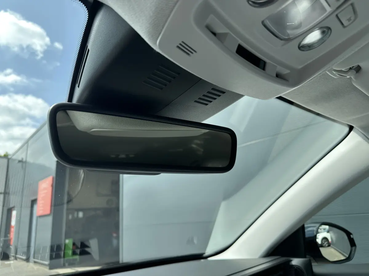 225pk Plug-In Hybrid Plus (Elektrische Klep - Leder incl verwarming/koeling/massage/geheugen - Adaptieve Cruise Controle - Keyless Entry - Camera - Parkeersensoren V+A - LED)
