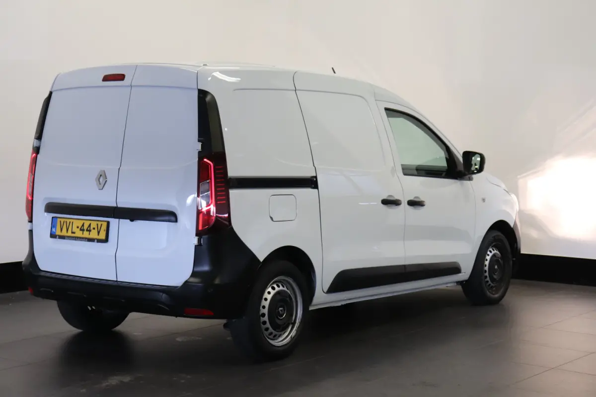 1.5 dCi 95PK EURO 6 - Airco - Cruise - Camera - €10.499,- Excl.