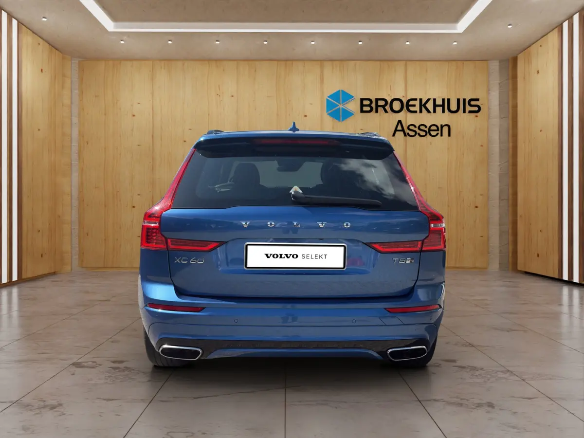 2.0 T8 Twin Engine AWD R-Design | BLIS | 360 Camera | Harman Kardon | Keyless Start / Entry | R-Desin