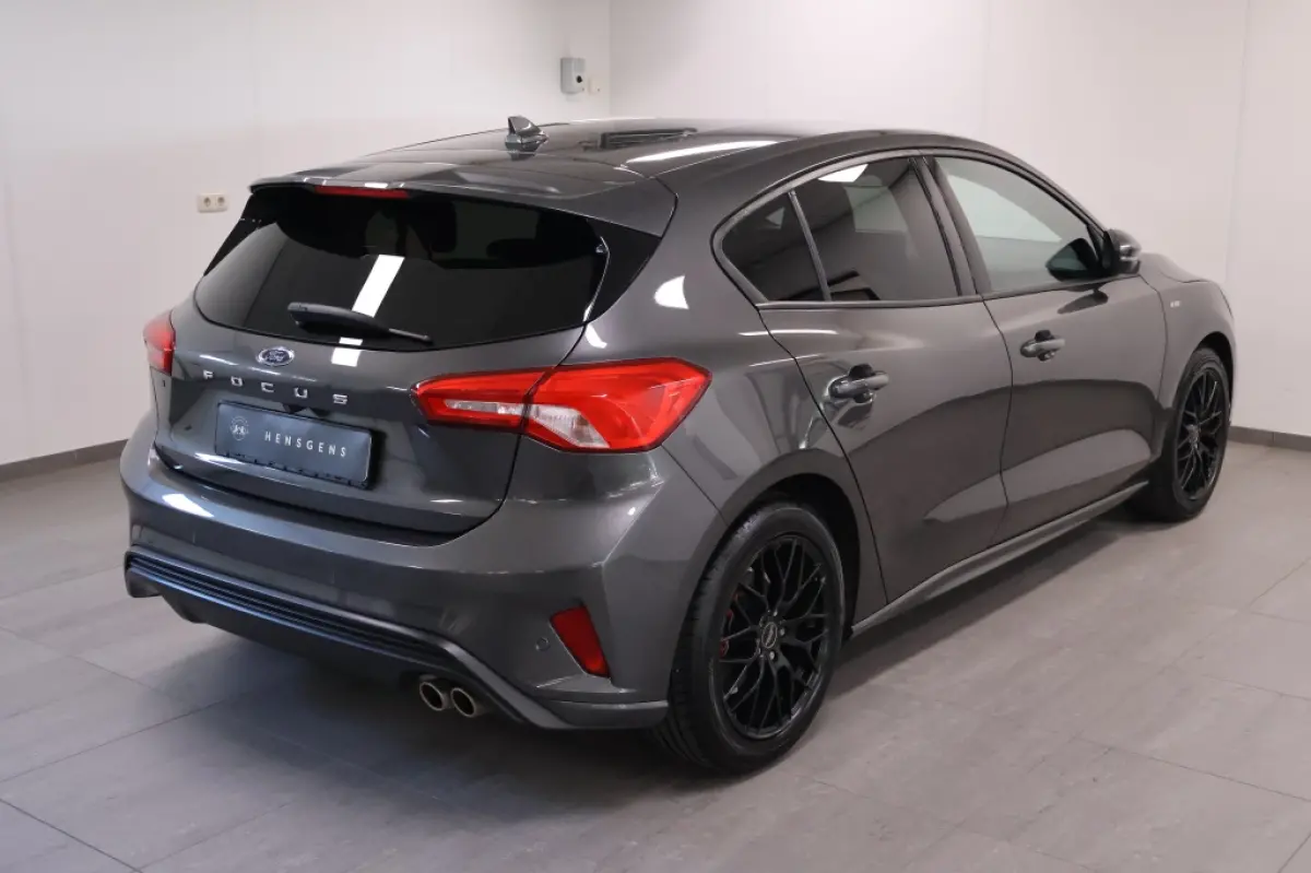 1.5 EcoBoost ST-Line X-Business | AUT | 150pk