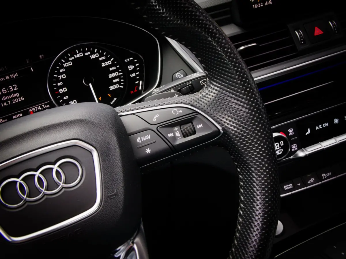 55 TFSI e quattro Competition (PANORAMADAK, ADAPTIVE CRUISE CONTROL, SFEERVERLICHTING, SPORTSTUUR, STOELVERWARMING, CLIMA)