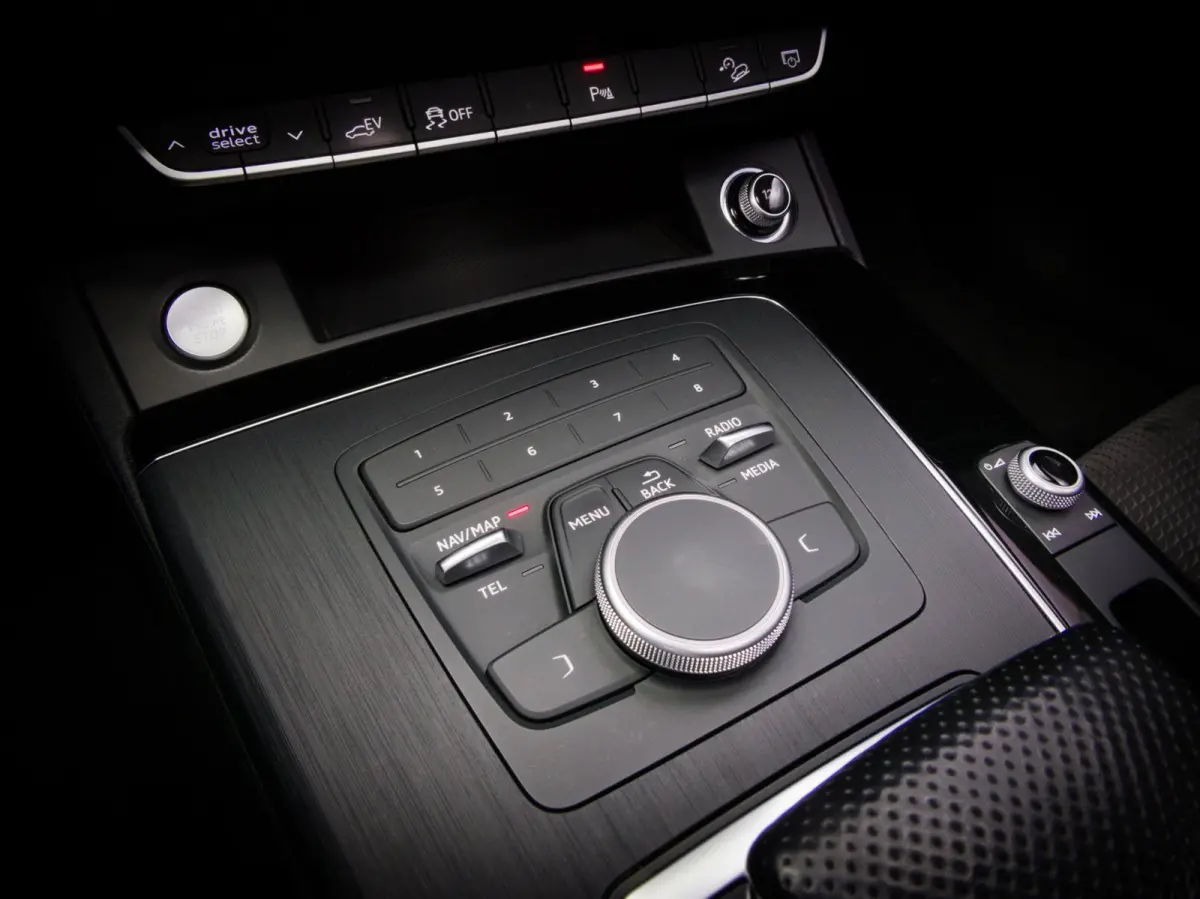 55 TFSI e quattro Competition (PANORAMADAK, ADAPTIVE CRUISE CONTROL, SFEERVERLICHTING, SPORTSTUUR, STOELVERWARMING, CLIMA)