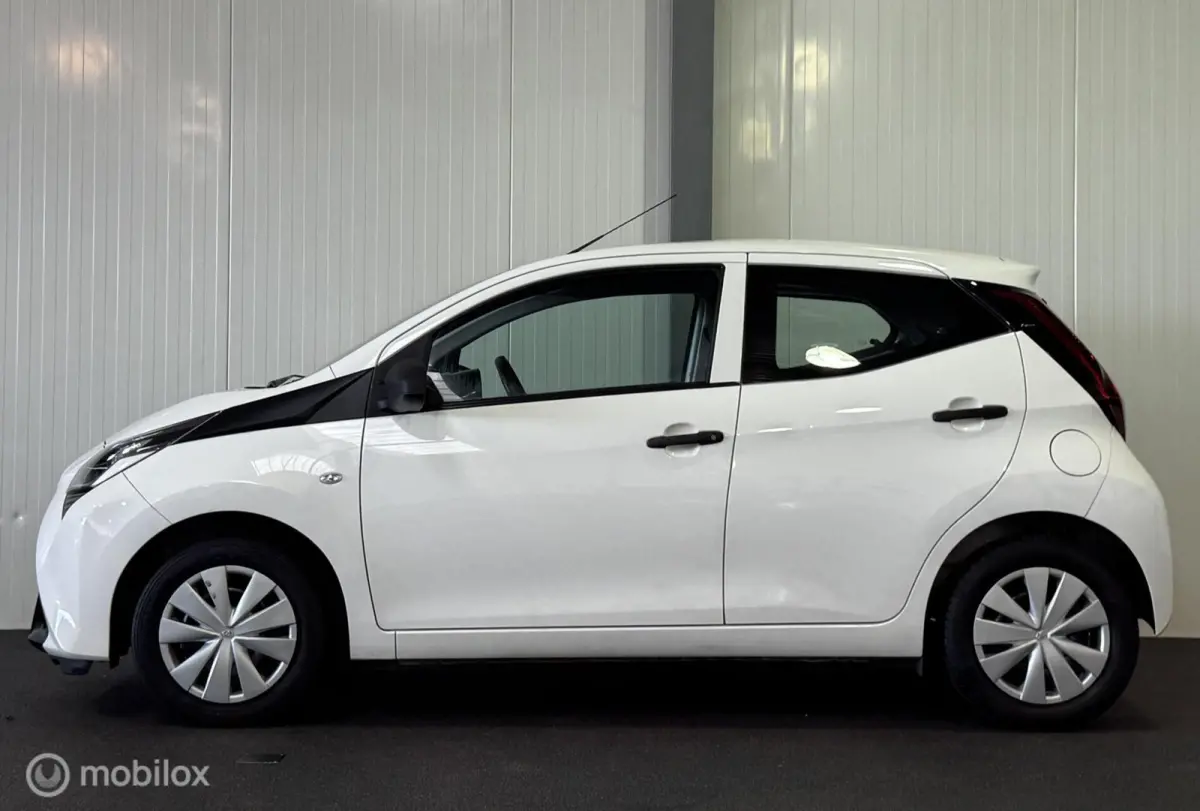 1.0 VVT-i x 5-deurs [ NL auto met NAP ]