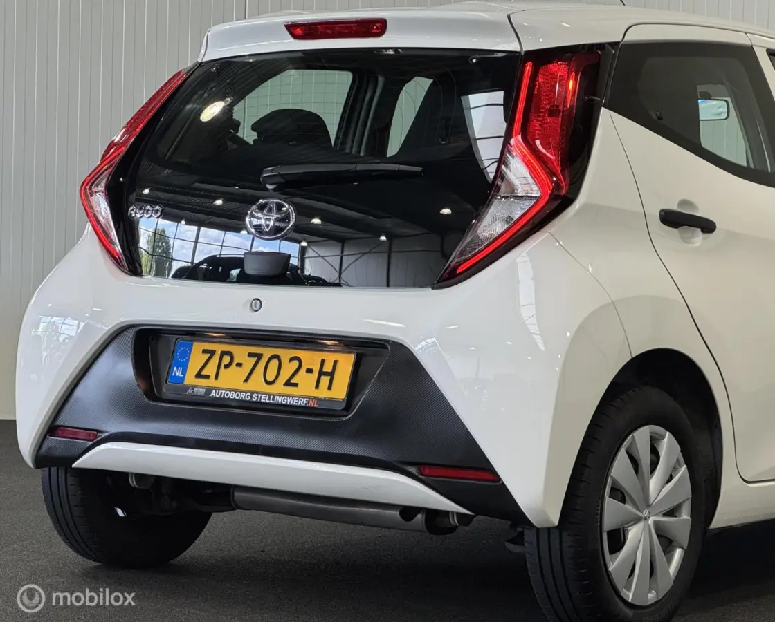 1.0 VVT-i x 5-deurs [ NL auto met NAP ]