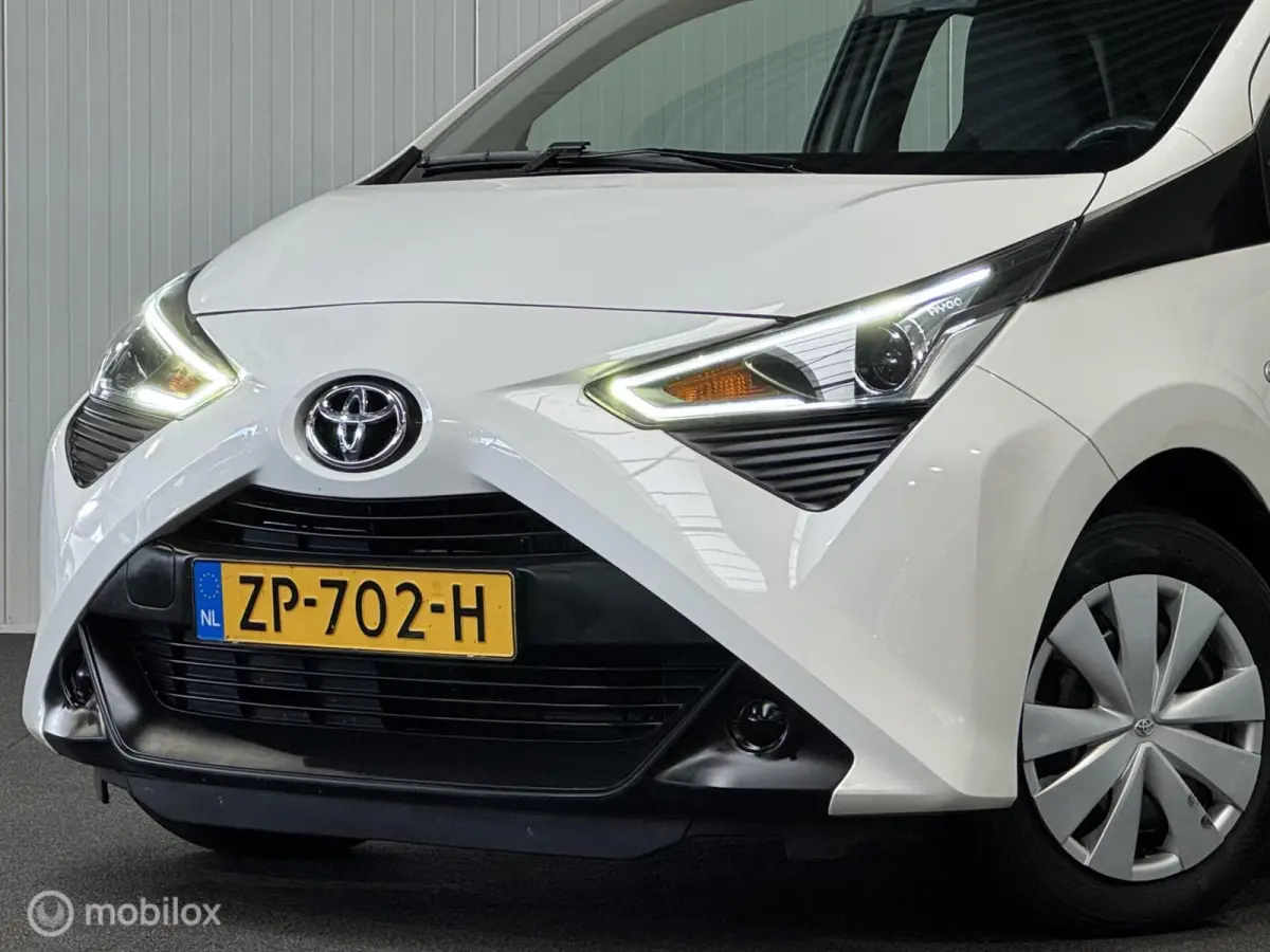 1.0 VVT-i x 5-deurs [ NL auto met NAP ]